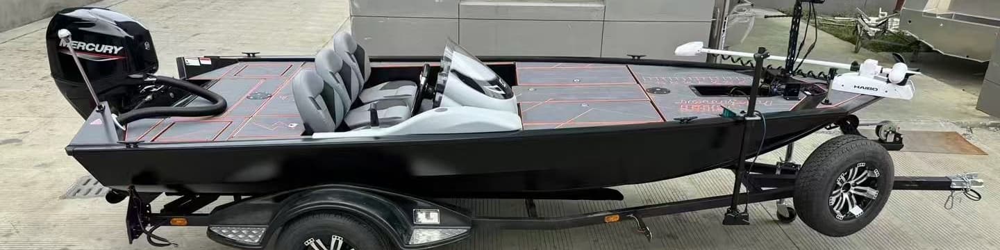 Bass boat HiQMar - V518